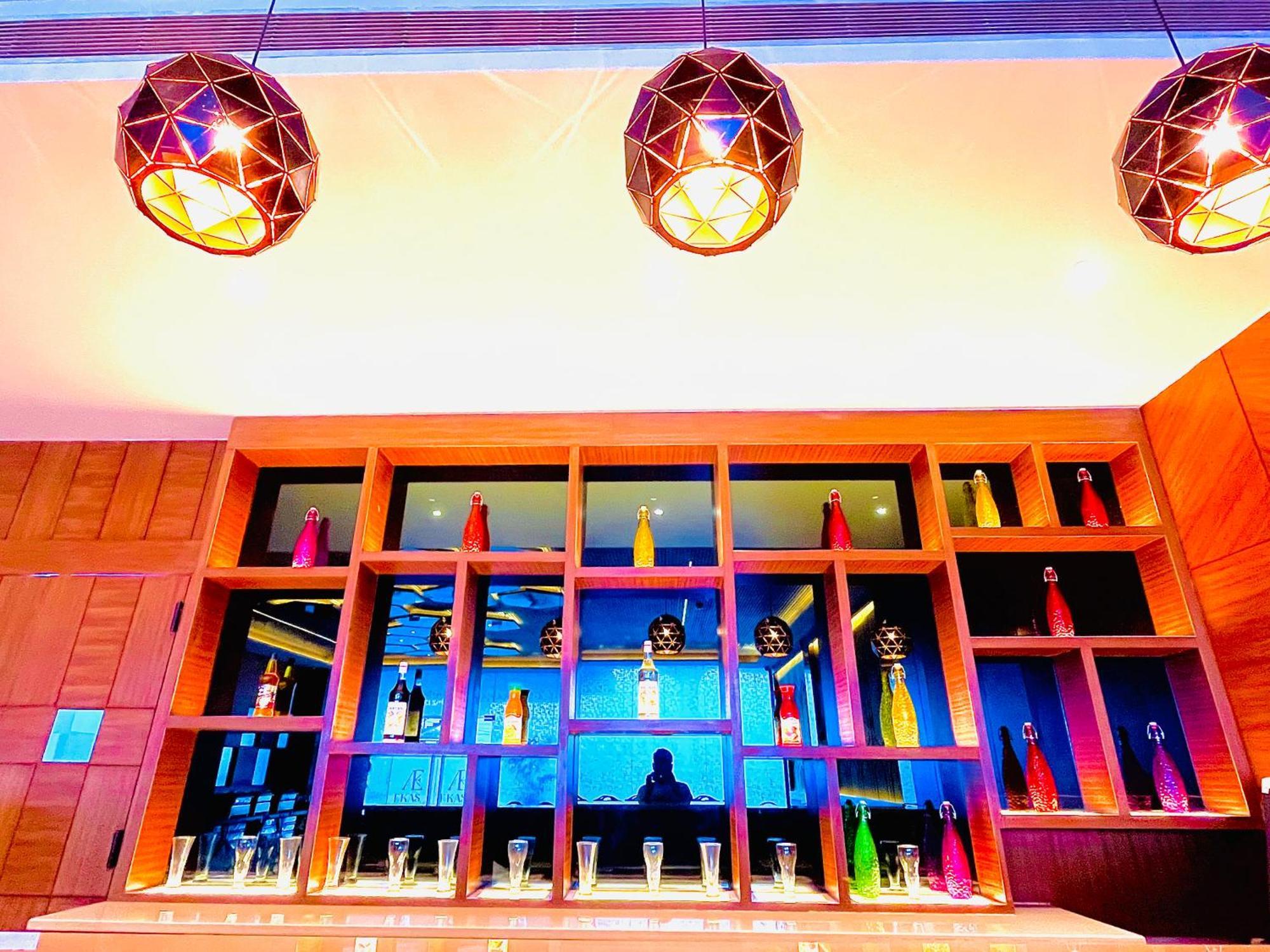 Hotel Ekas 4*
