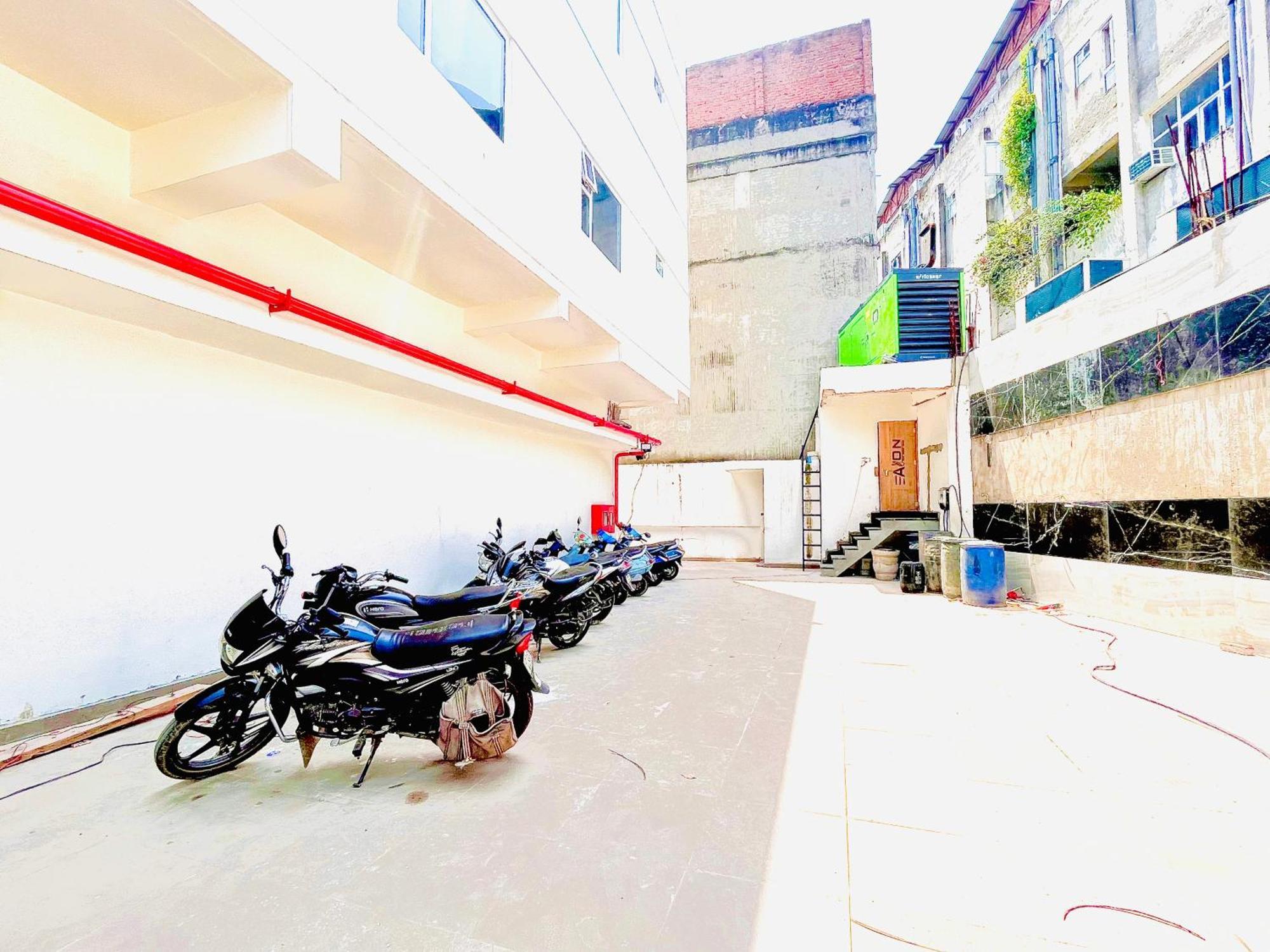 Ekas Hotel 4*