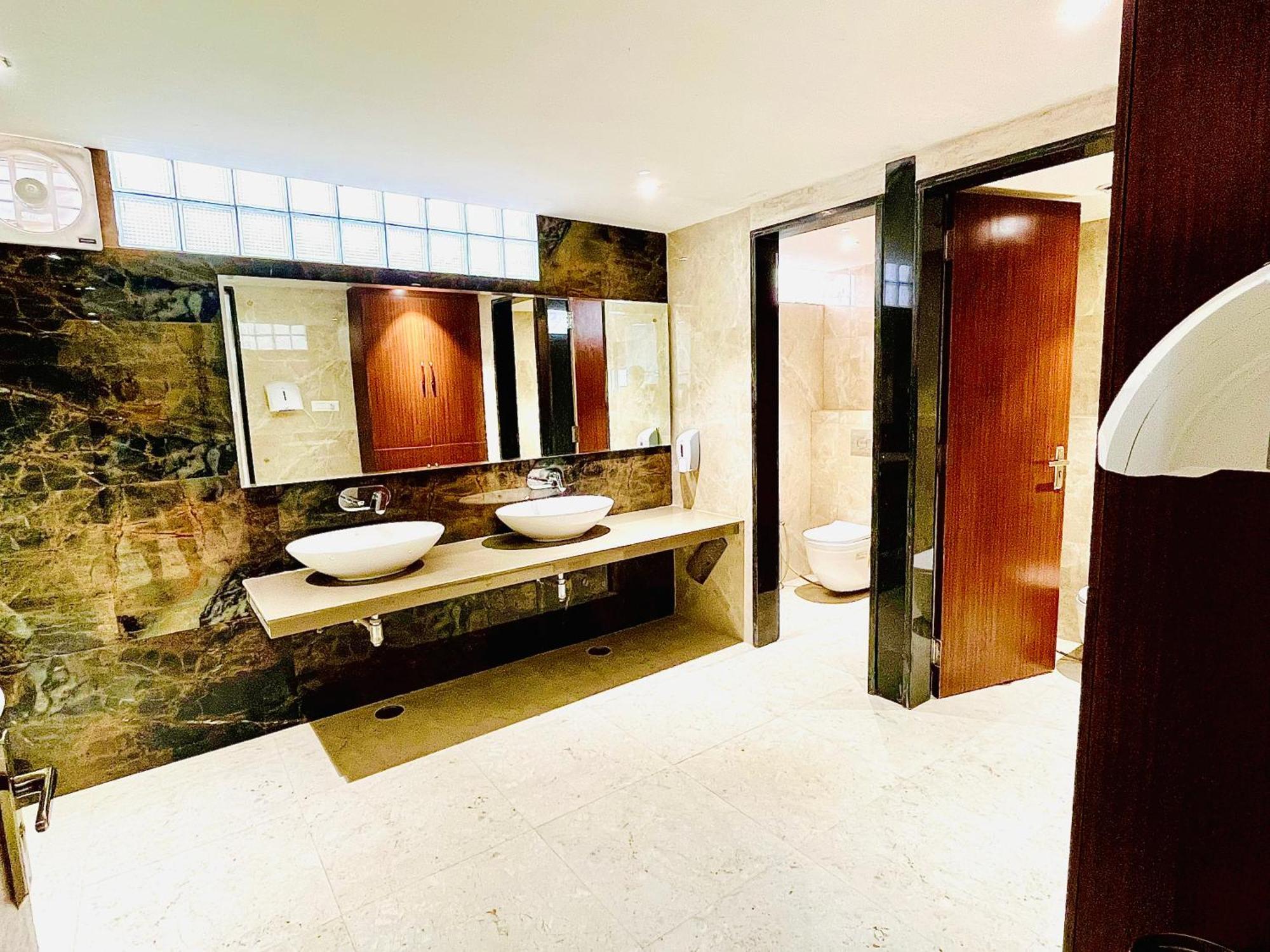 Ekas Hotel 4*