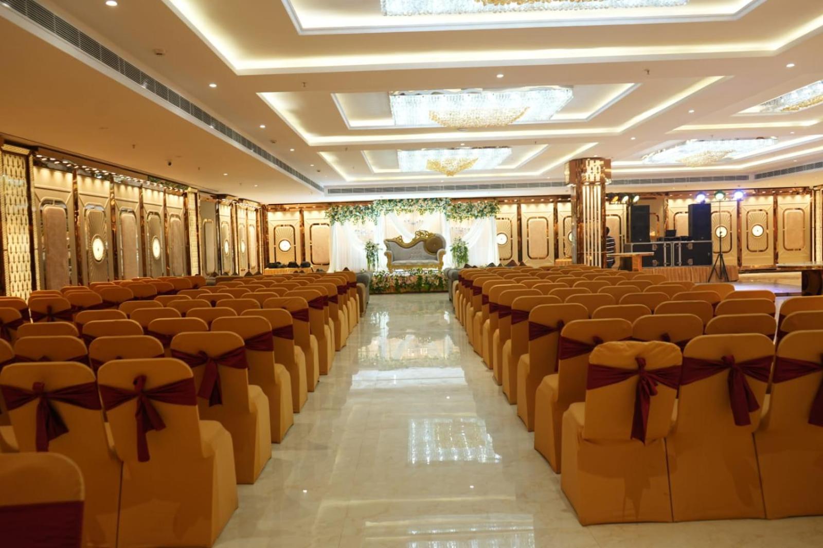 Ekas Hotel 4*