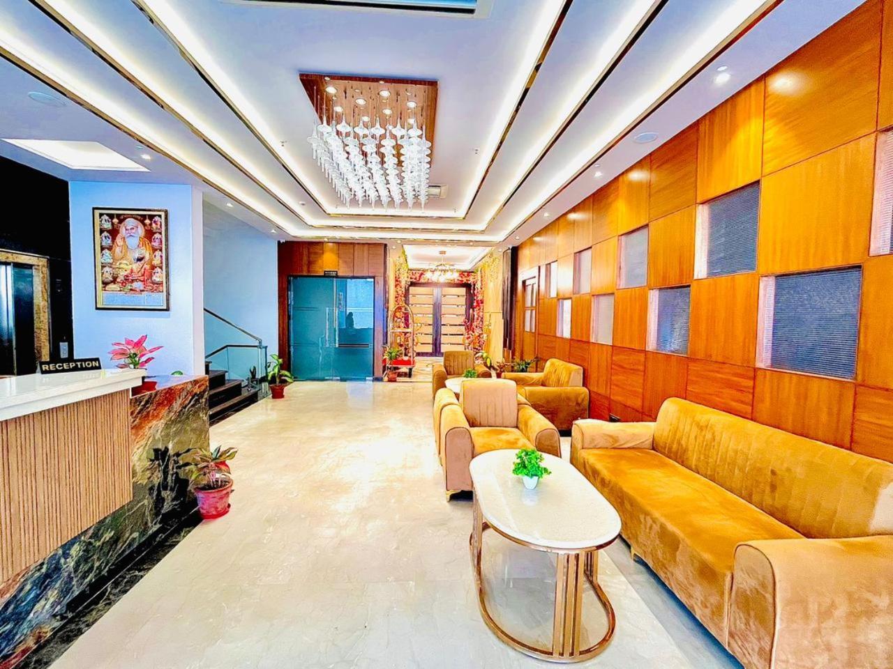 Ekas Hotel 4*