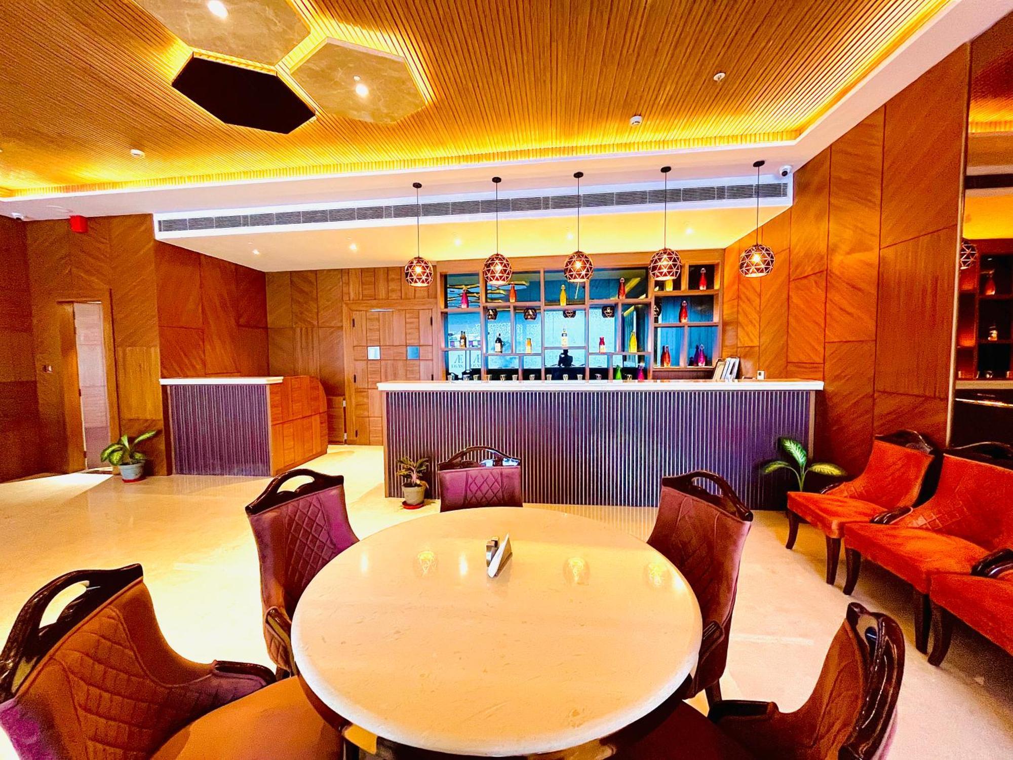 Hotel Ekas Lucknow